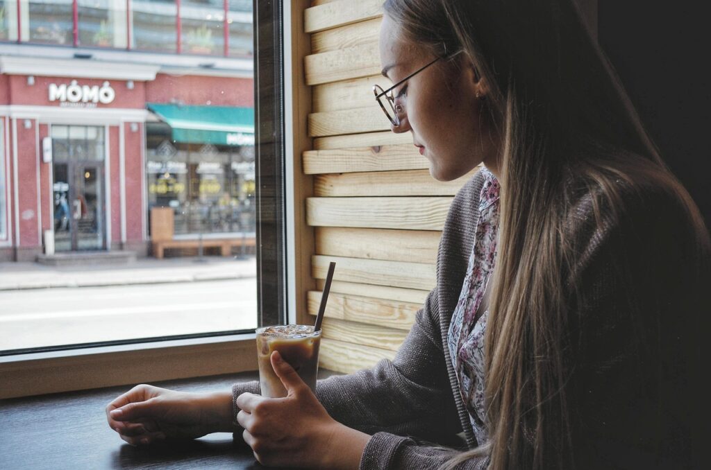 「愛されるのが怖い」あなたへ|愛情表現を素直に受け取れない人の心理と癒し方1