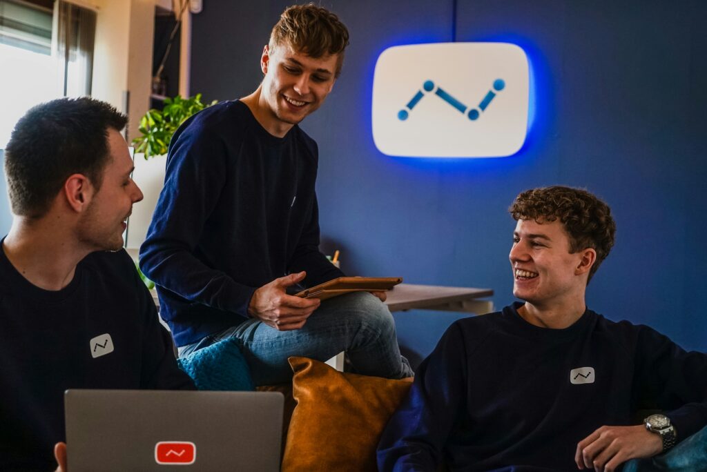 職場の人間関係に悩む人へ|上司・同僚・部下とのストレス別対処法まとめ