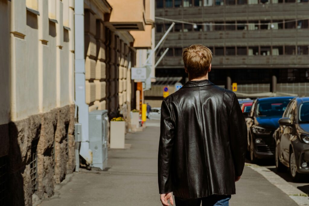 モテようとすると気持ち悪い…空回りの恋愛を卒業！執着を手放して、心からの自信と余裕を手に入れるための処方箋