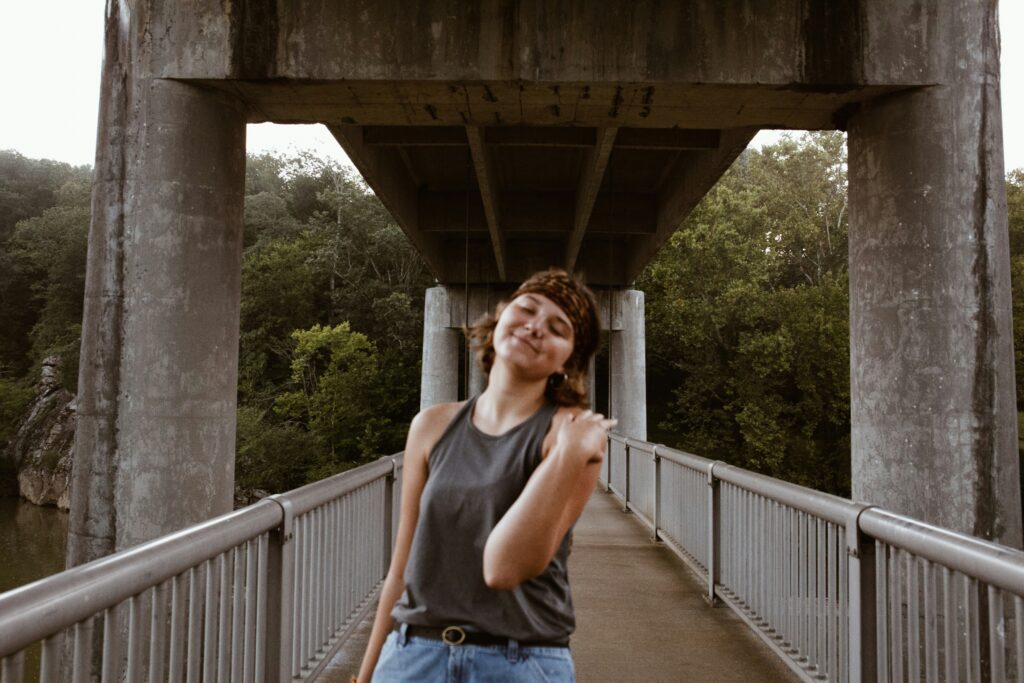 知性と色気のバランス｜自立した女性が魅せる「ギャップ」の作り方